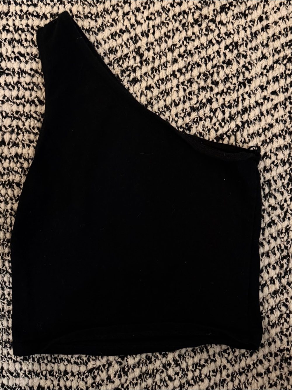 Brandy Melville Black One Shoulder One Size Women’s Crop Top John Galt
